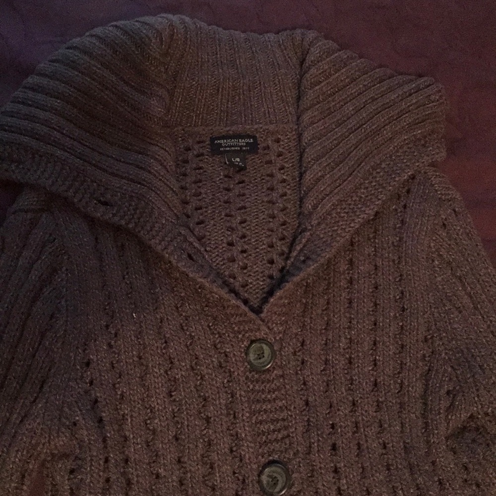 Top - Picture 2 of 3